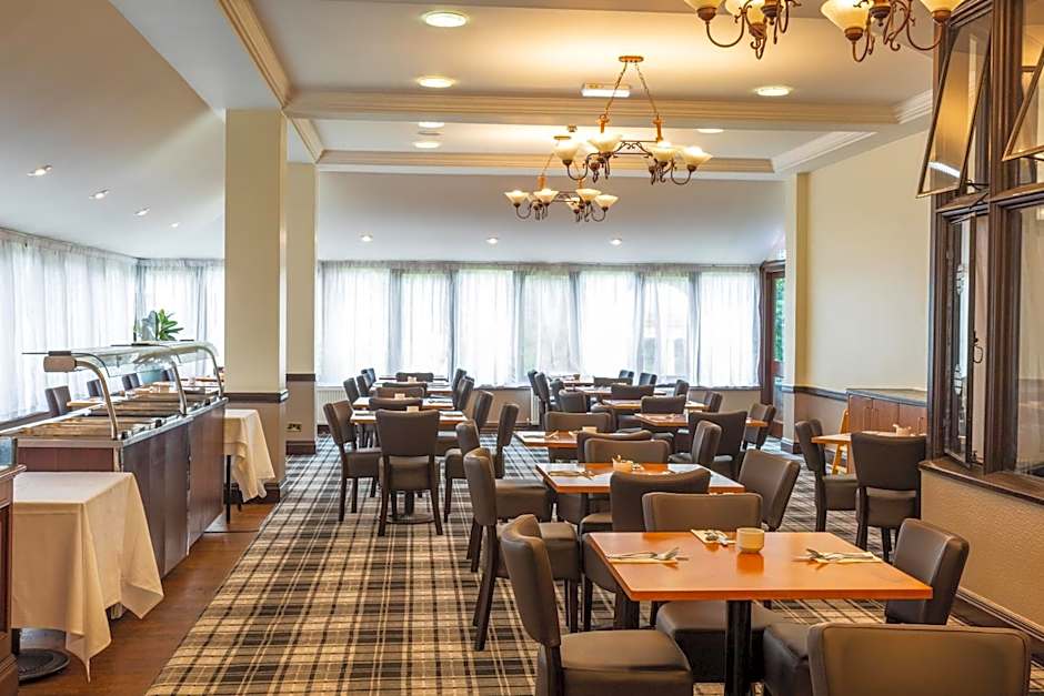 Britannia Royal Court Hotel