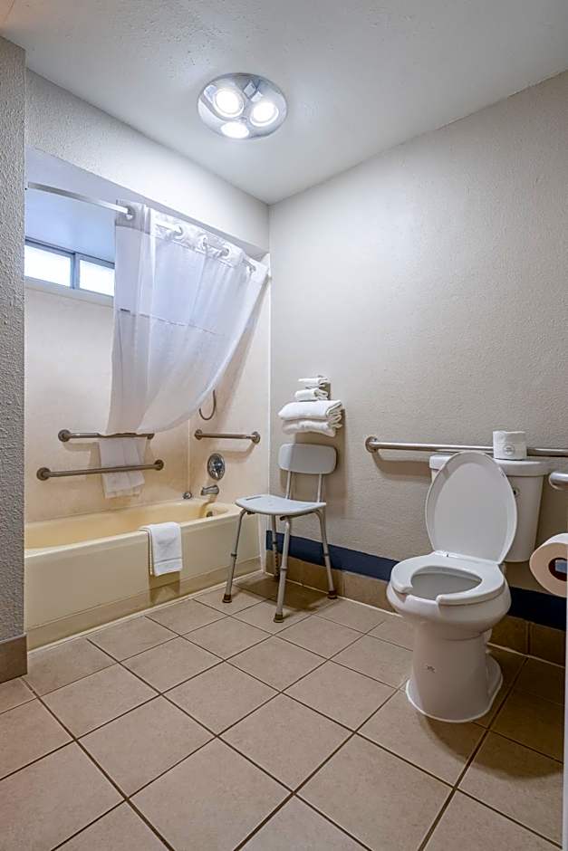 Days Inn by Wyndham Burns