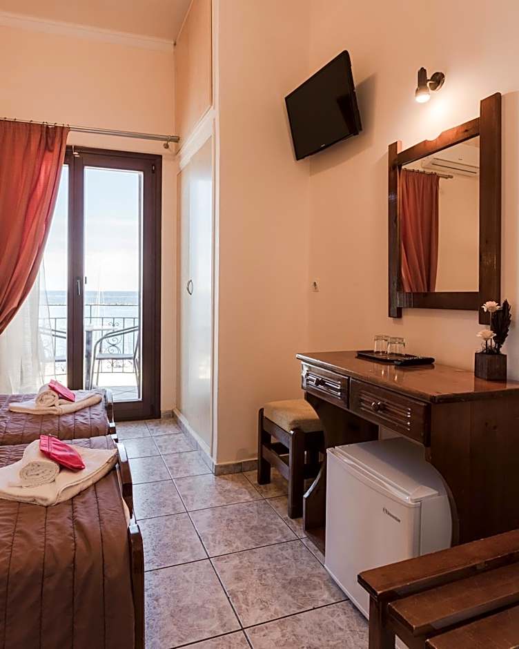 Photo 1 of 10 of Standard 1 Double Bed, Sea View