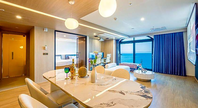 Hound Hotel Ulsan