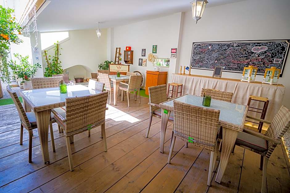 V&V Suite & Breakfast