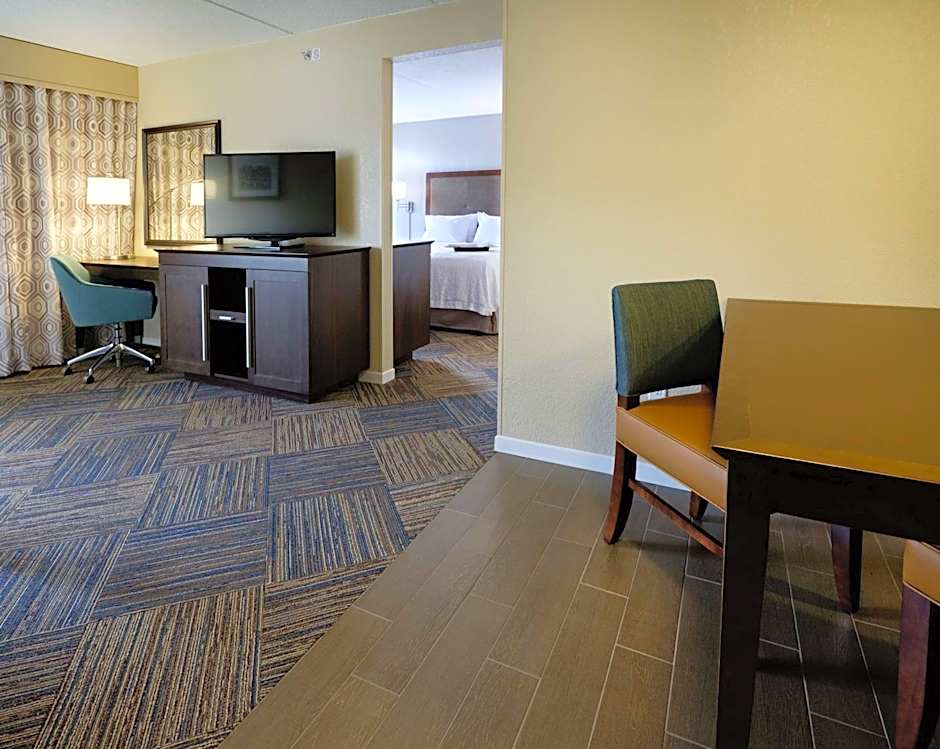 Hampton Inn By Hilton Green Bay Downtown WI