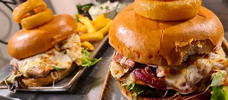 The Lamb and Flag Inn