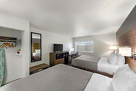 King Room with Two King Beds