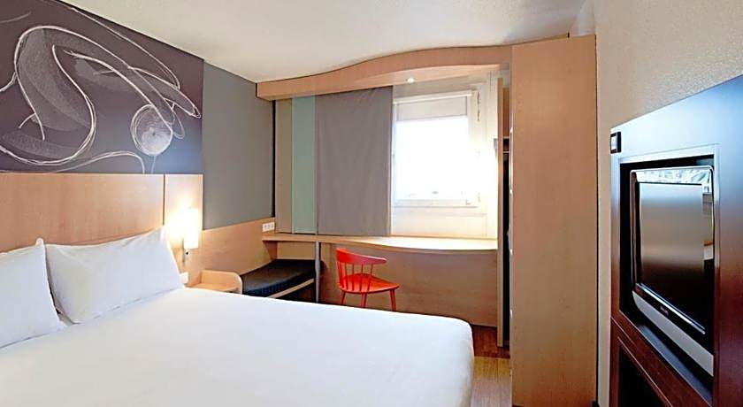 Ibis Makassar City Center Hotel