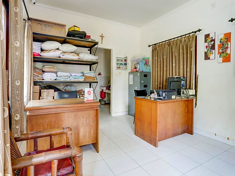 OYO Flagship 90754 Alamanda Guesthouse