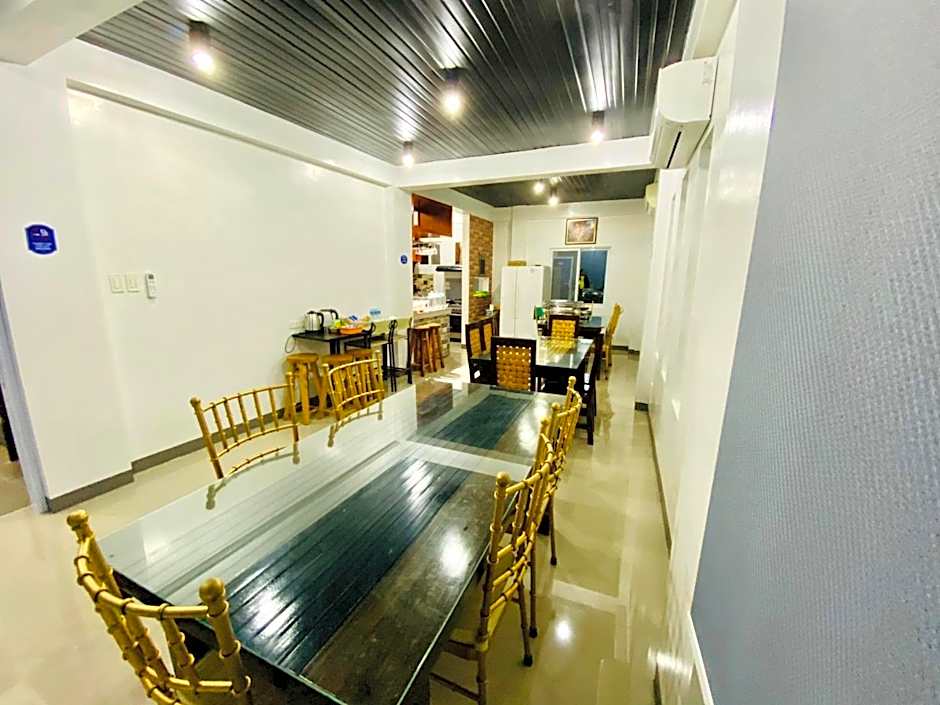 JL Valley Suites