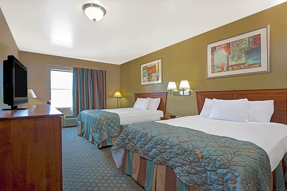 Days Inn by Wyndham Downtown St. Louis