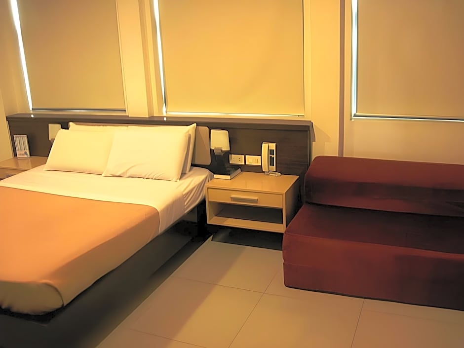 Olongapo Travel Lodge