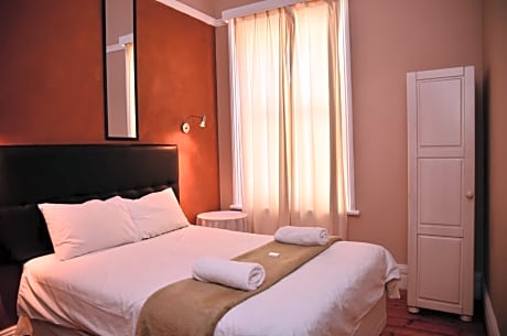 Double Room with Shared Facilities