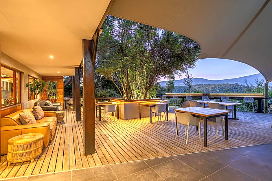 Hog Hollow Country Lodge