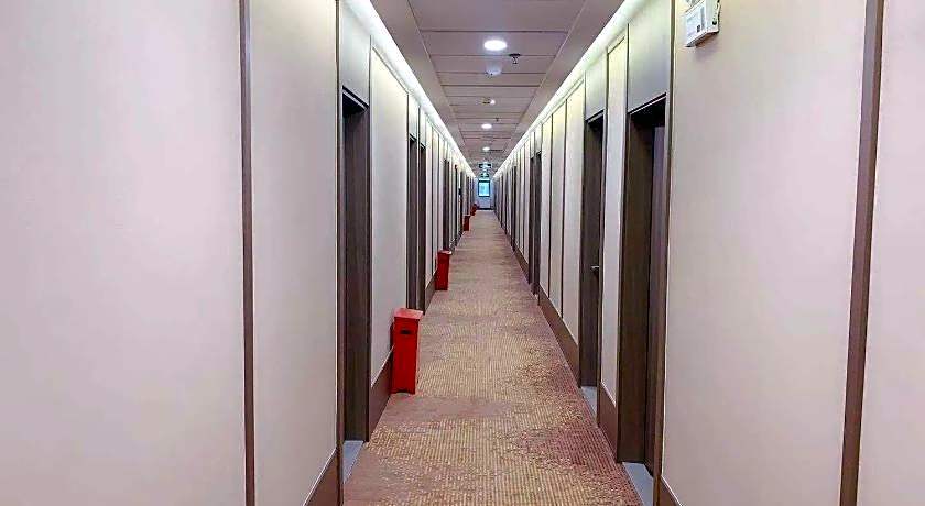 Hanting Hotel Beijing Yizhuang Beishenshu Metro Station