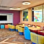 Tru by Hilton Manteca