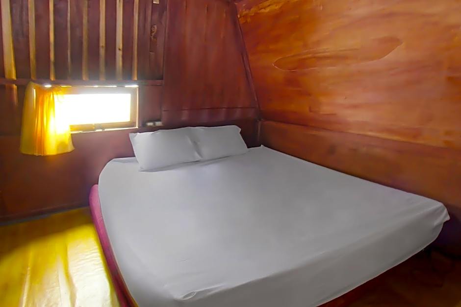 Hotel O Awenk Homestay Near SD Gunung Wakul