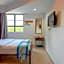 OYO 89874 Gs Golden Star Hotel