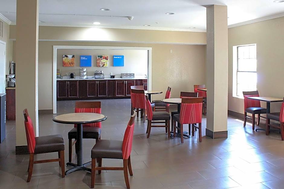 Comfort Inn & Suites