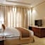 Crystal Plaza Al Majaz Hotel