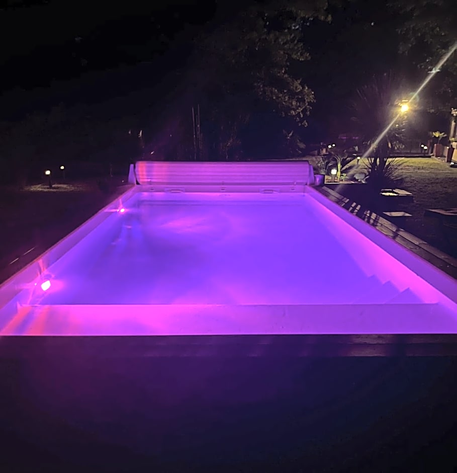 Hacienda de la Canopée avec piscine chauffée au sel