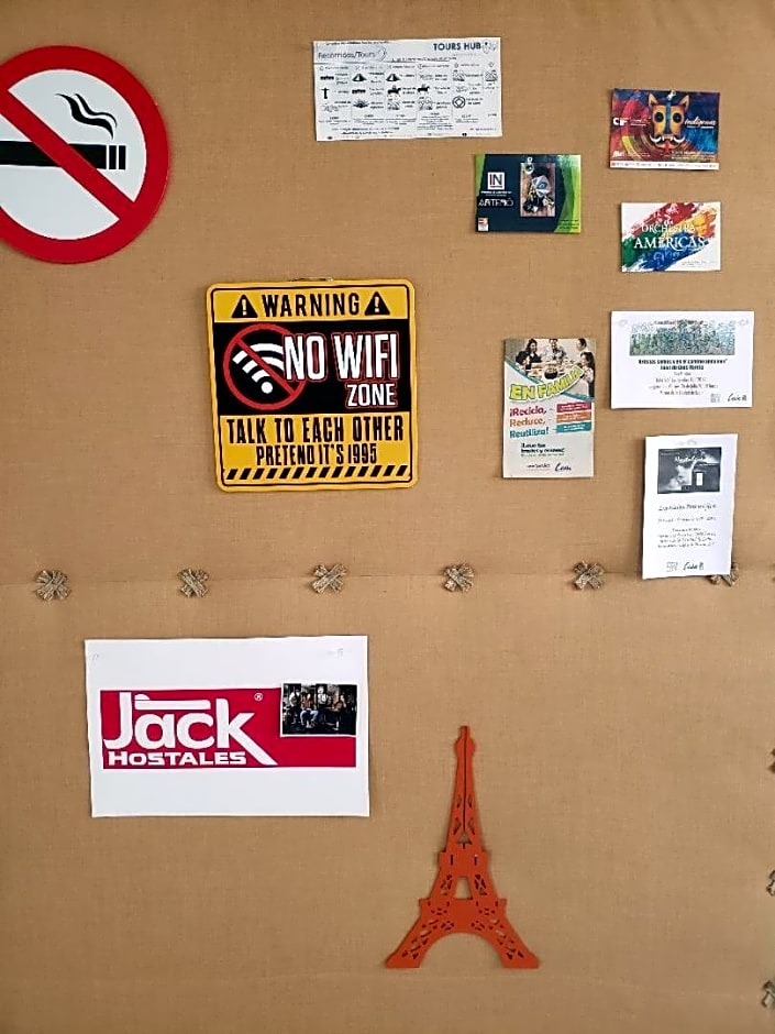JACK Hostales