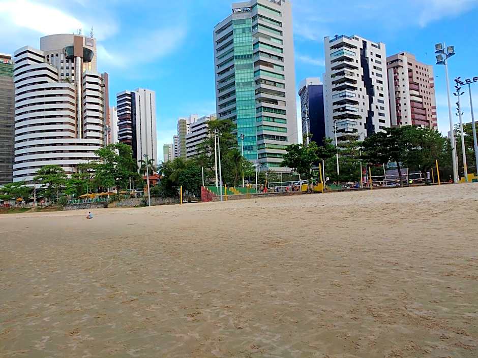 Apt. Em hotel na Av. Beira Mar em Fortaleza