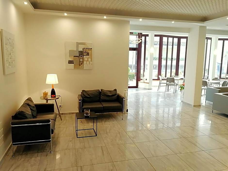Hotel Atmosfere Beach