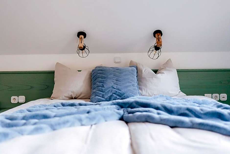 Eko hiša-Eco House Na razpotju