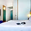 Ibis Como