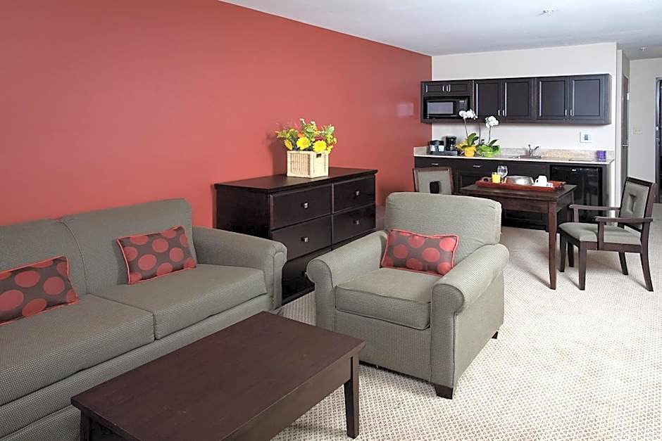 Holiday Inn & Suites Bakersfield by IHG