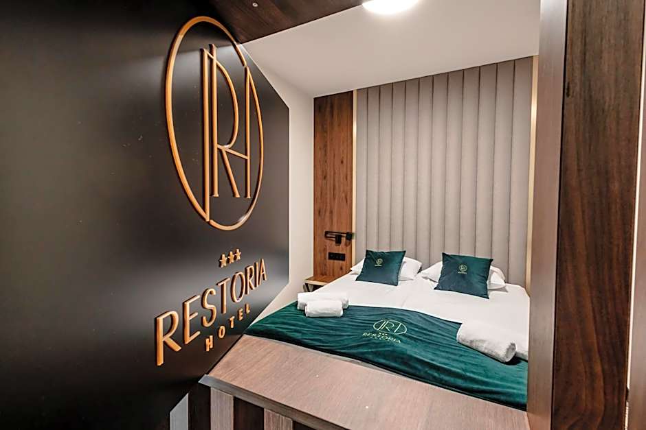 Restoria Hotel***