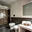 Navona Theatre Hotel