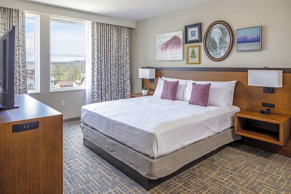 Hotel Madison & Shenandoah Conference Ctr.