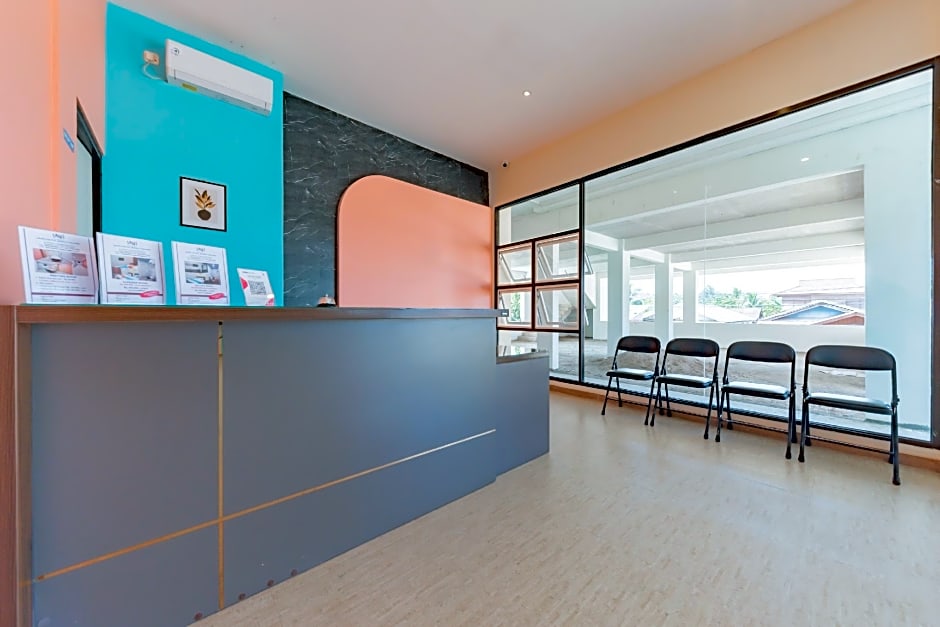 Sans Hotel Berau Square