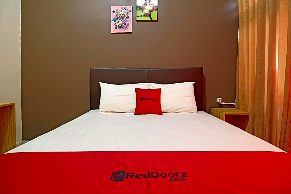 RedDoorz near Pojok Beteng Prawirotaman