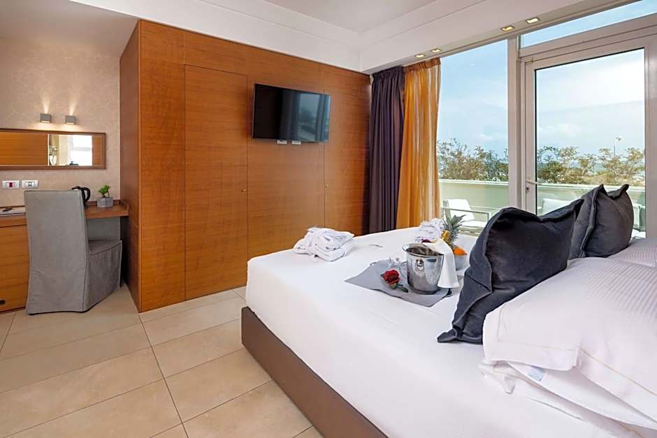 Best Western Maison B Hotel