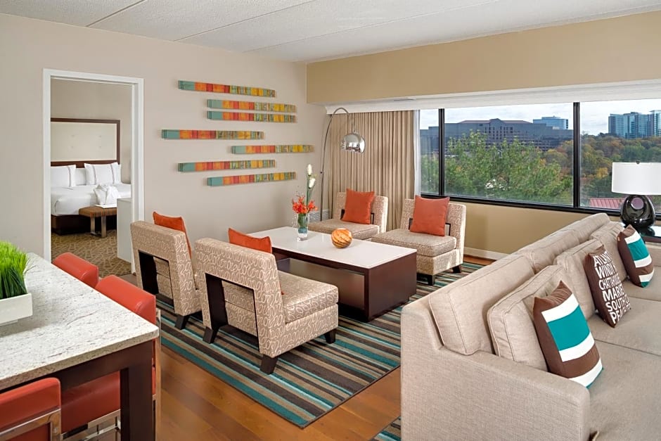Hyatt Regency Suites Atlanta Northwest