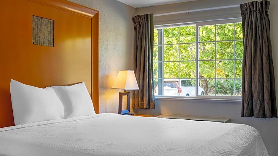 Motel 6 - Aberdeen, WA