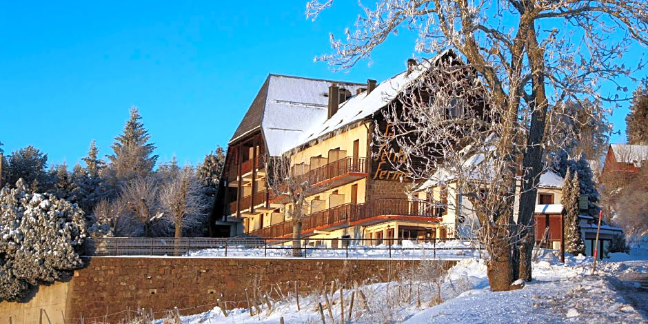 Auberge de la Petite Ferme, Super-Besse Est, The Originals Relais (Qualys-Hotel)