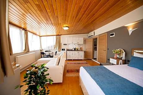 Studio with Sea View