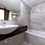 Livadhiotis City Hotel