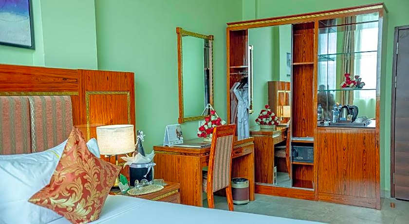 Tiffany Diamond Hotels - Makunganya Street