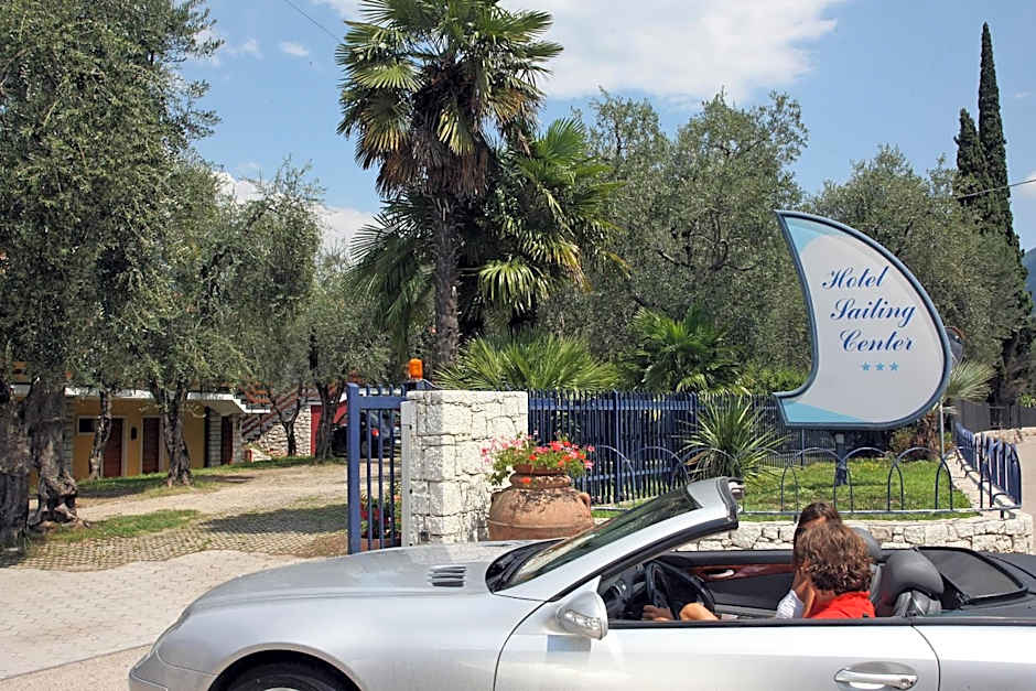 Hotel Sailing Center