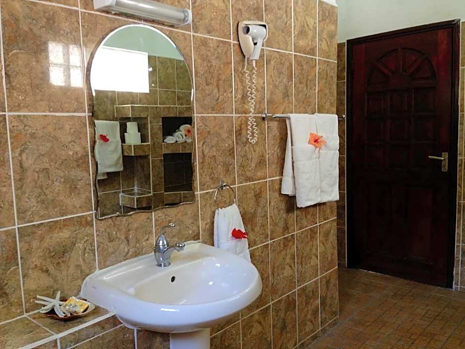 Lazare Picault Hotel