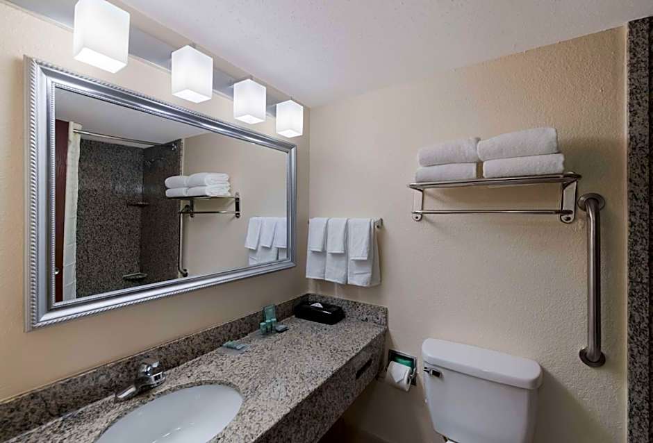 Best Western Hampton Coliseum Inn