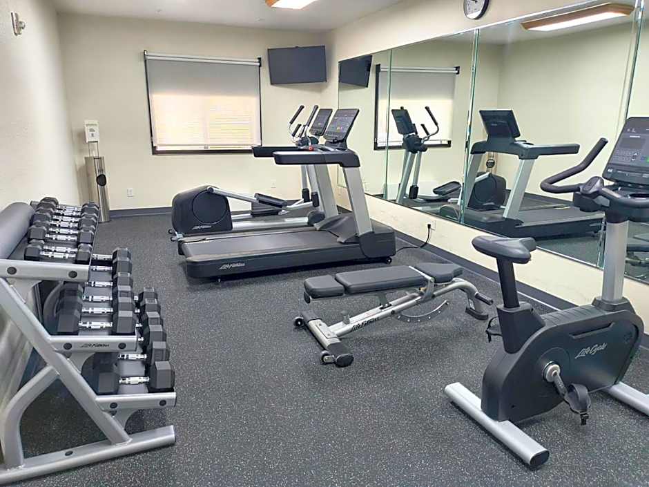 Grander Inn & Suites by IHG
