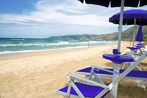 La Pineta Hotel Beach & Spa