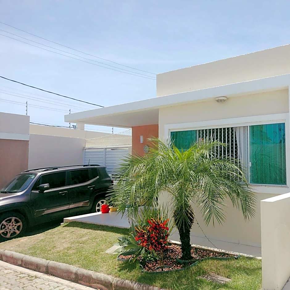 Casa com Piscina perto da praia