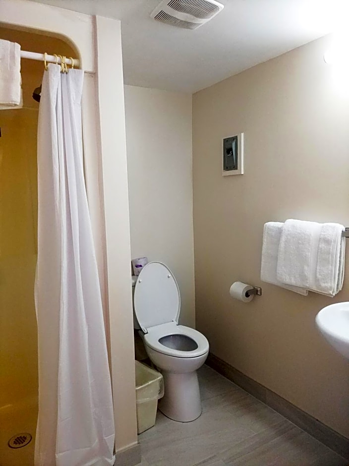 Joys Inn Niagara Falls