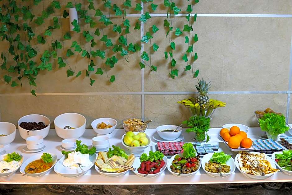 Grand Zara Hotel