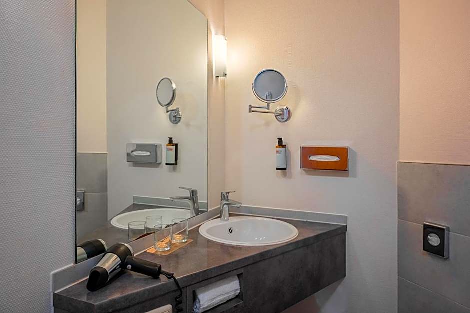 Hotel Oberhausen Neue Mitte Affiliated by Melia