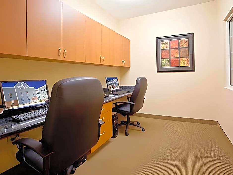 Candlewood Suites Pearland By IHG